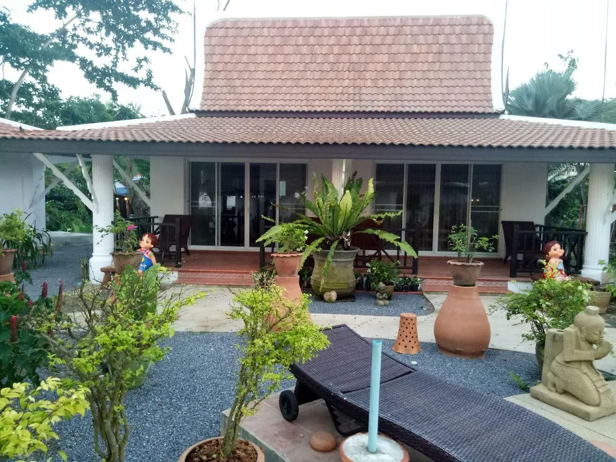 Baan Sunetra Rooms And Restaurant Khaolak Khao Lak Frühstückspension
